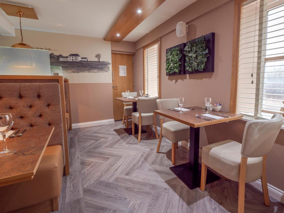 Blackbull Hotel Tarbolton Экстерьер фото