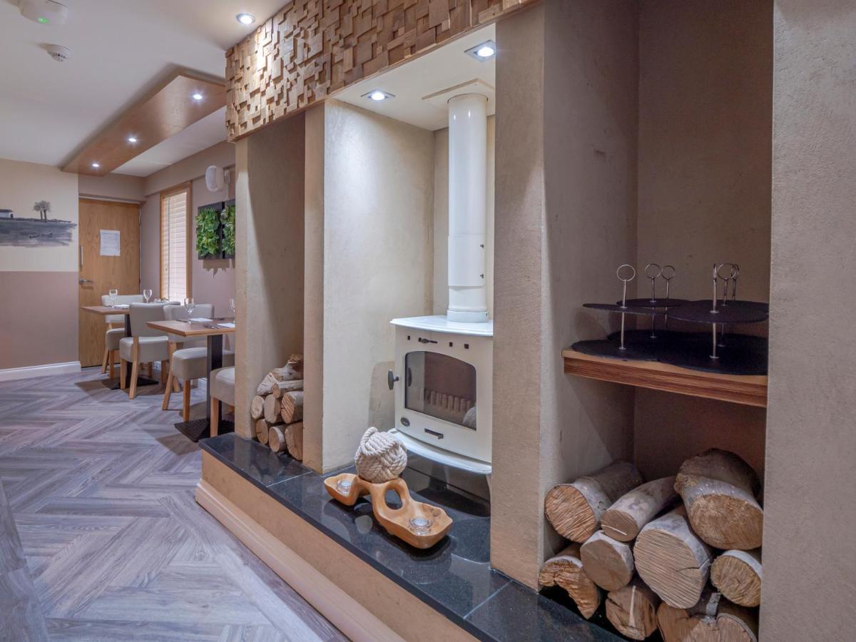 Blackbull Hotel Tarbolton Экстерьер фото