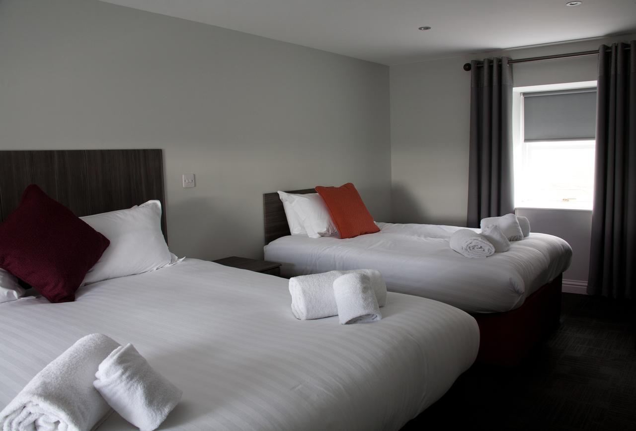 Blackbull Hotel Tarbolton Экстерьер фото